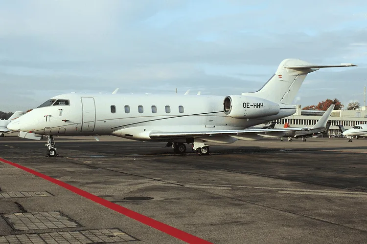 Bombardier Challenger 300