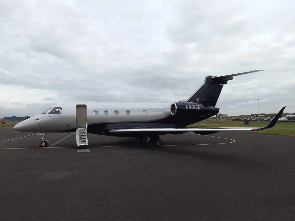 Embraer Legacy 450