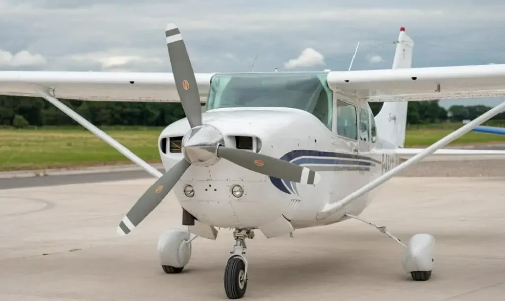 especificações do Cessna 206